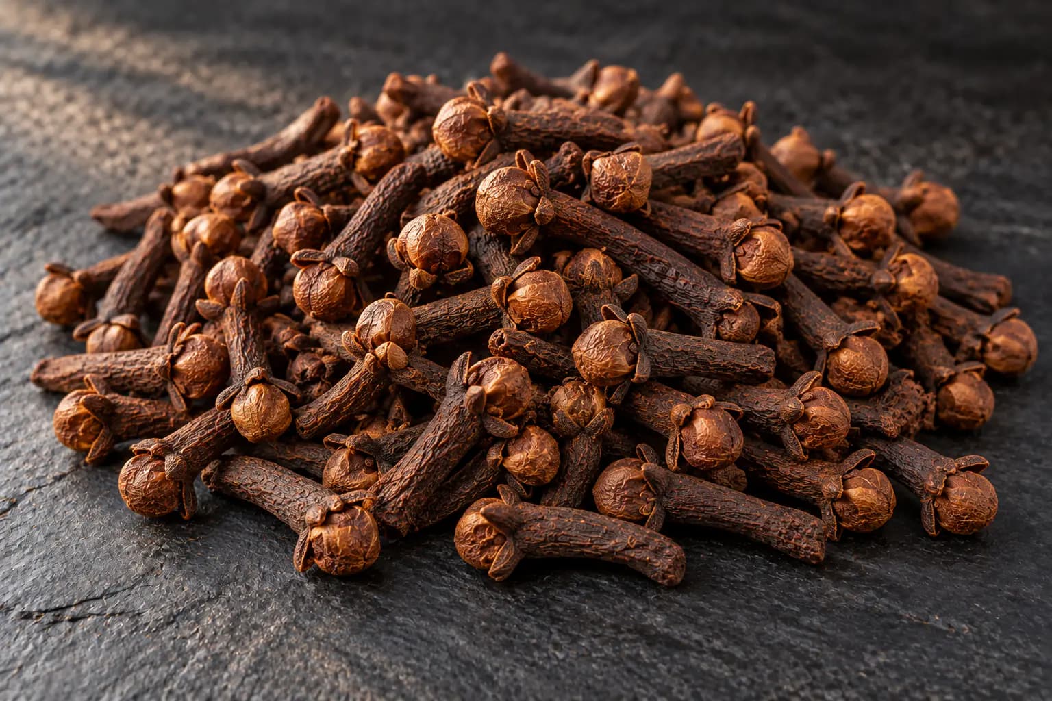 Cloves (Syzygium aromaticum) sourced from Idukki, Kerala — photo 1 of 4