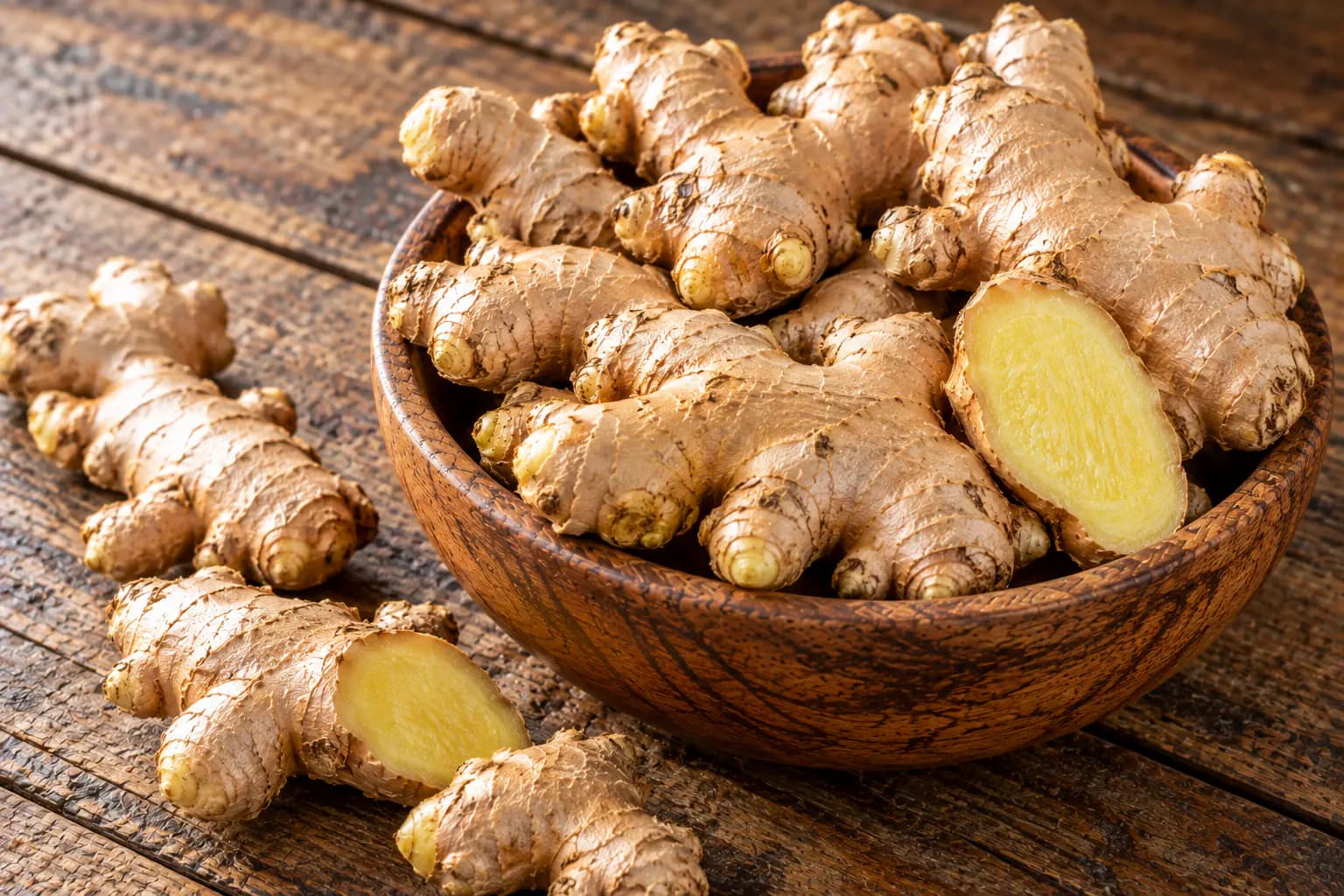 Fresh Ginger (Zingiber officinale) sourced from Idukki, Kerala — photo 3 of 4