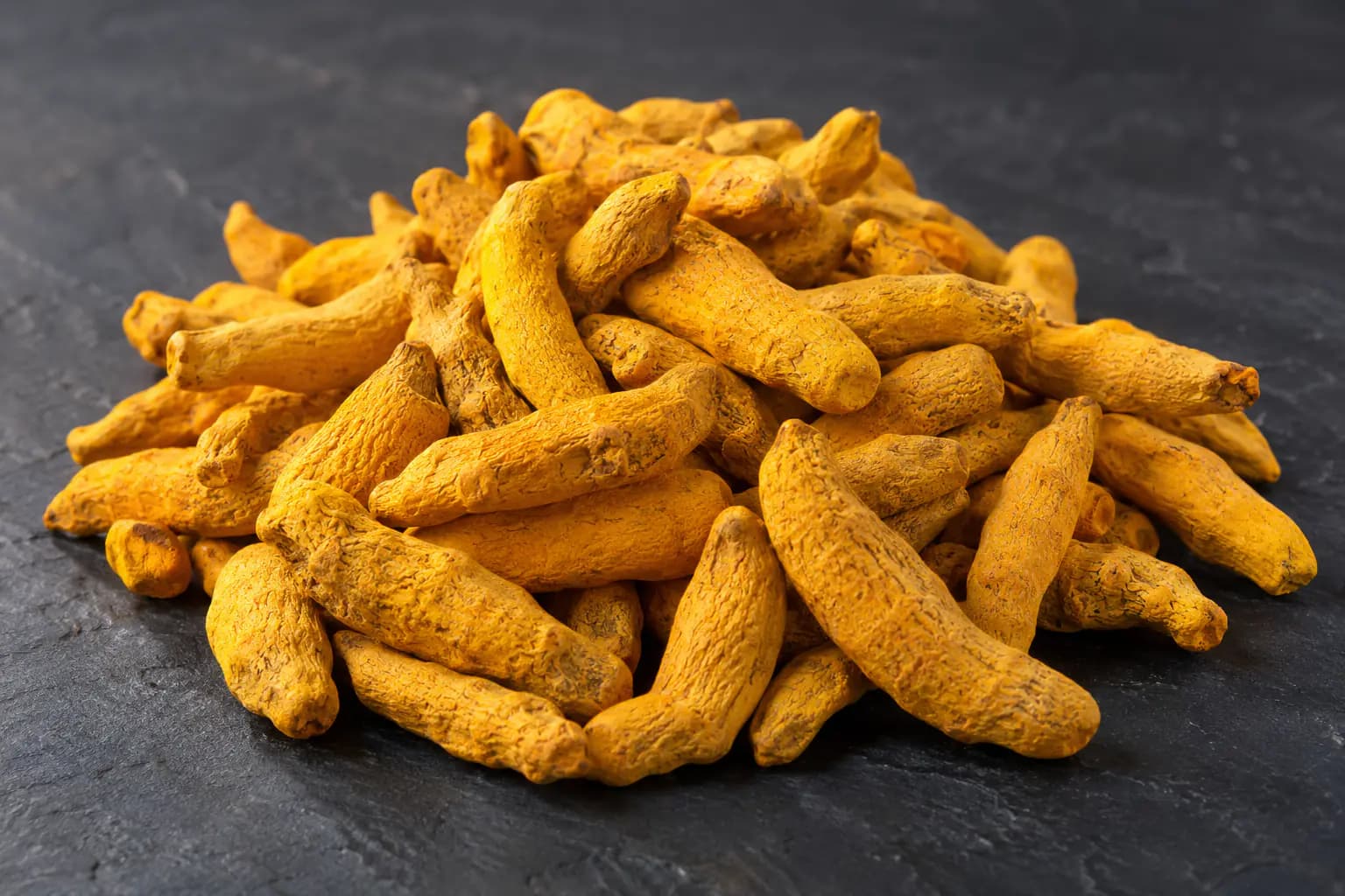 Turmeric Fingers (Curcuma longa) sourced from Erode, Tamil Nadu — photo 1 of 4